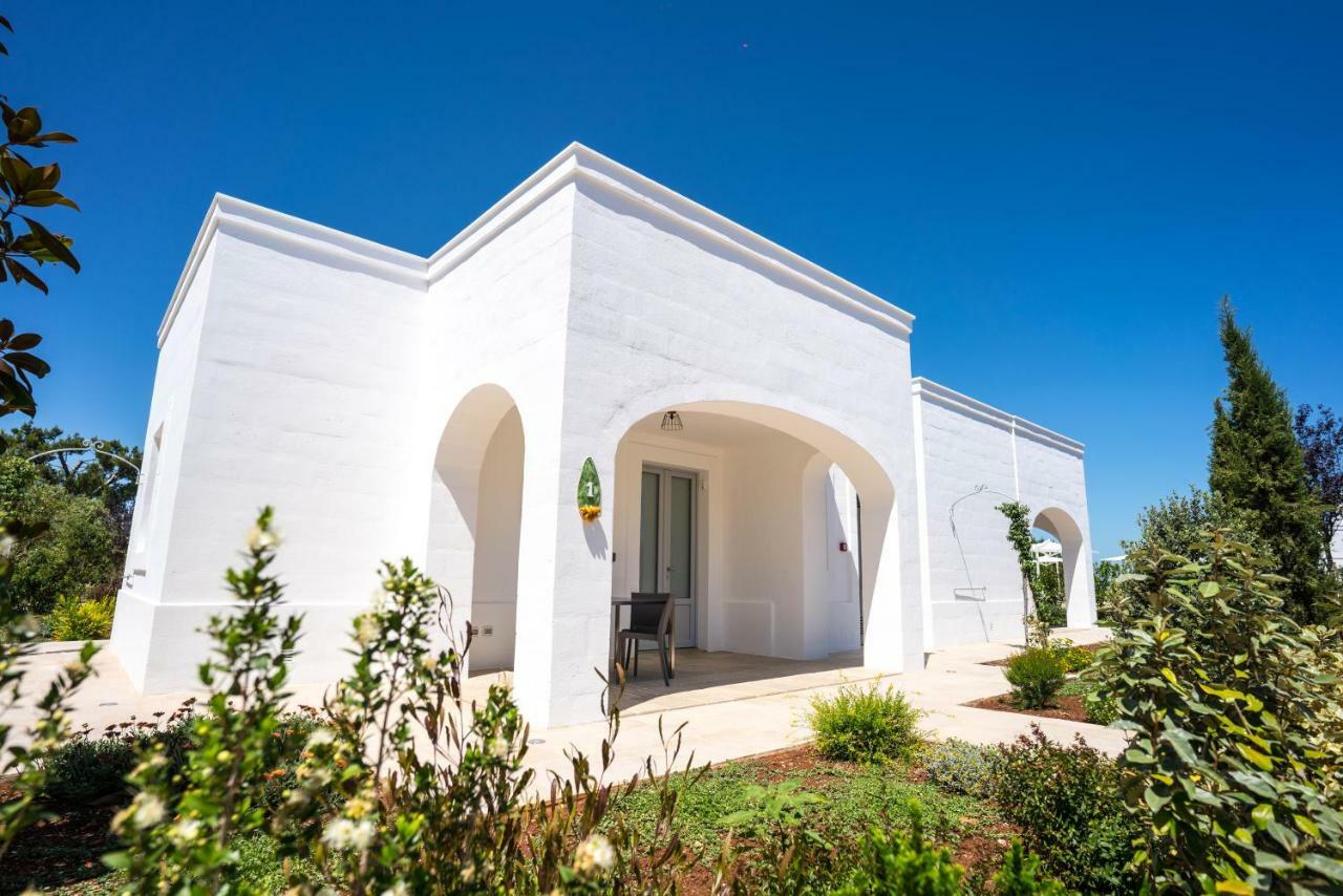 Borgo Cozzana Bed & Breakfast Monopoli Bagian luar foto