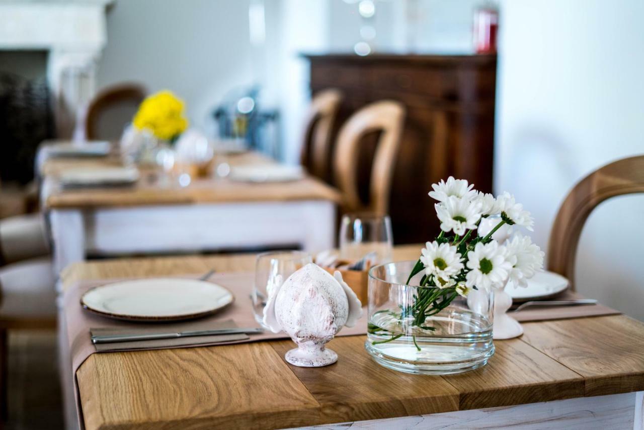 Borgo Cozzana Bed & Breakfast Monopoli Bagian luar foto