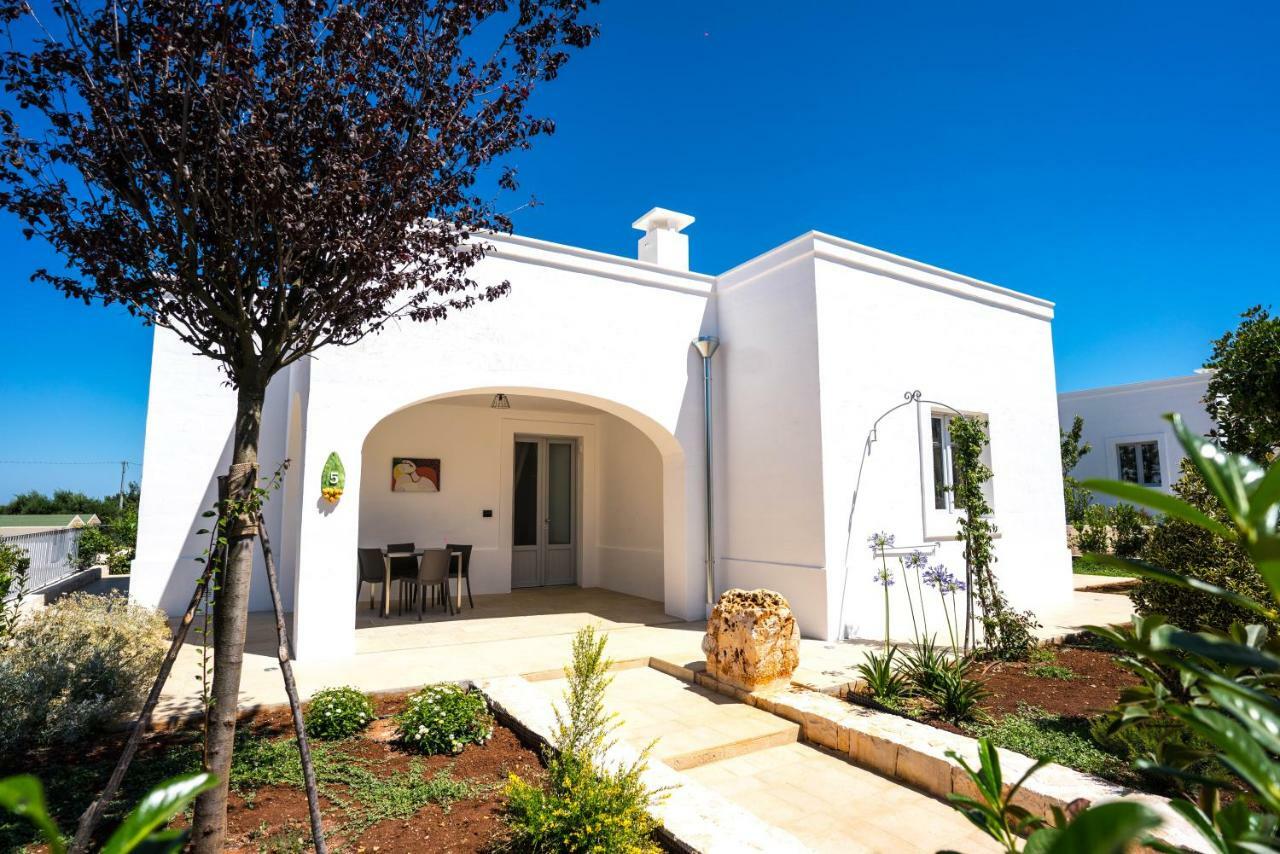 Borgo Cozzana Bed & Breakfast Monopoli Bagian luar foto