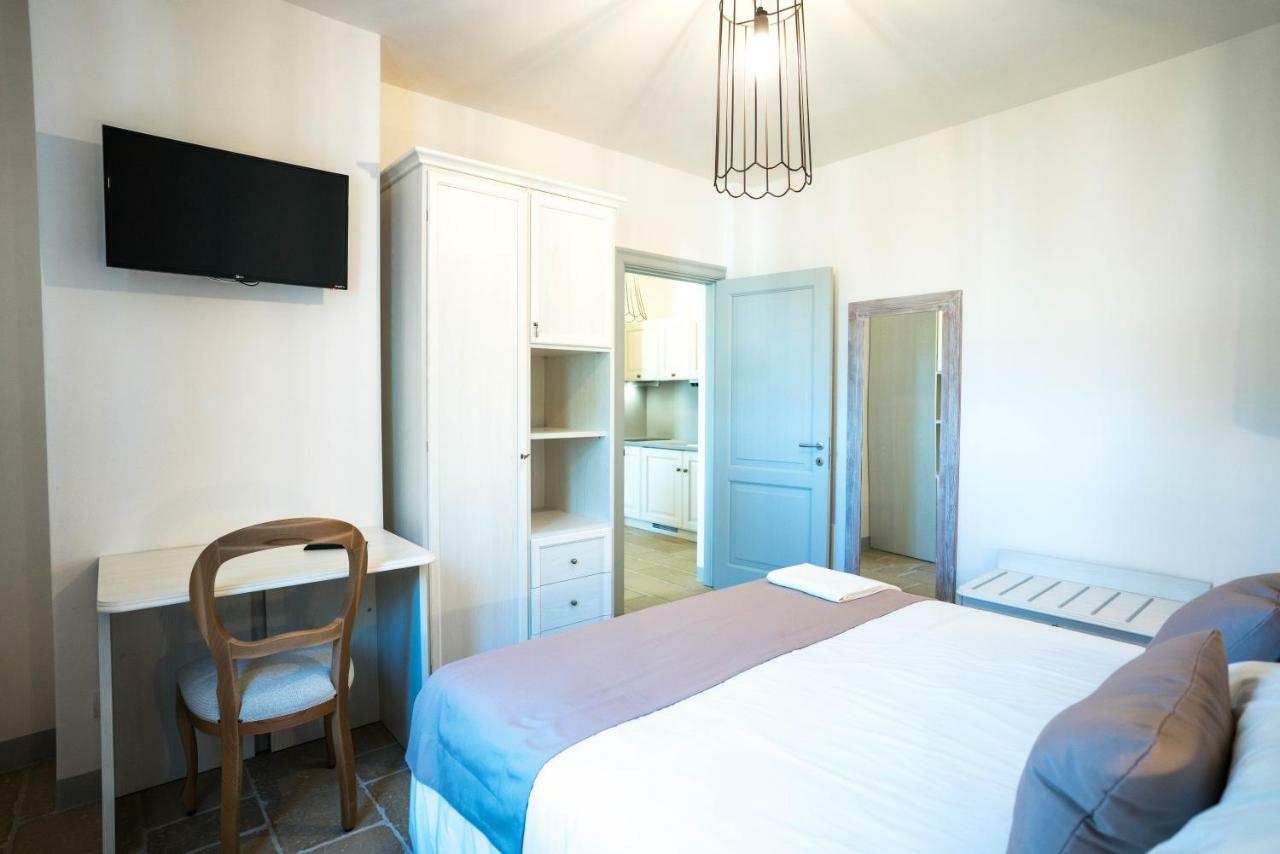 Borgo Cozzana Bed & Breakfast Monopoli Bagian luar foto