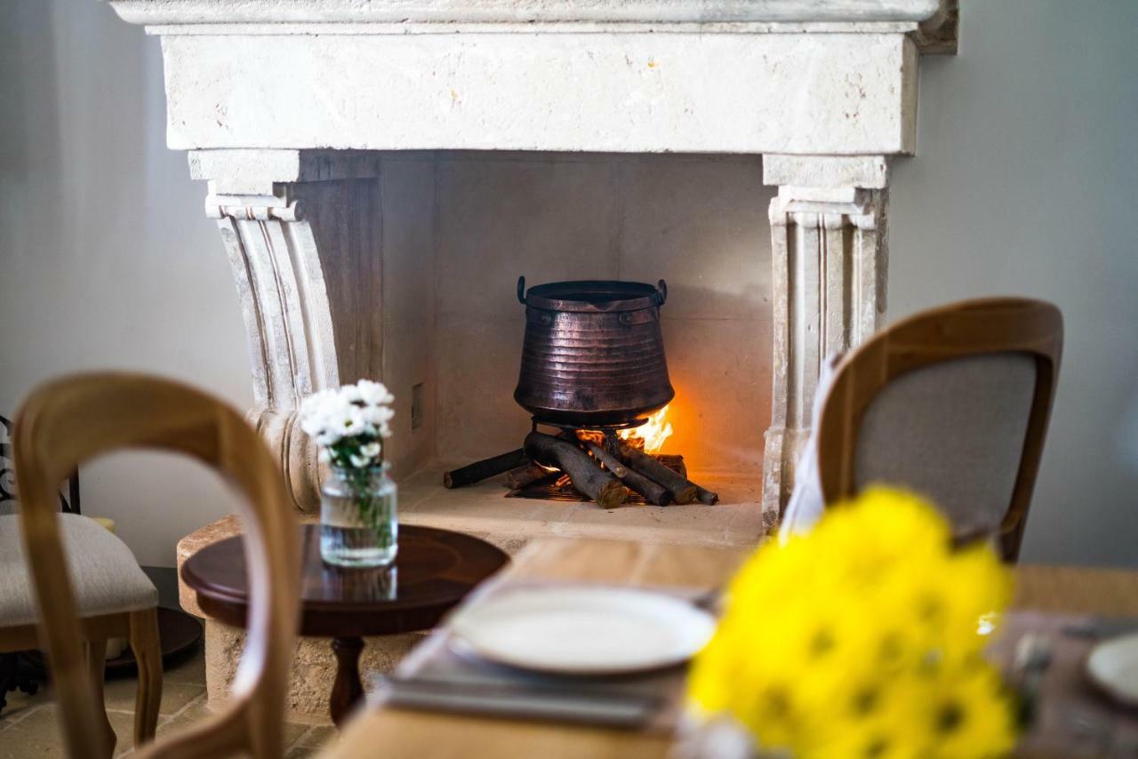 Borgo Cozzana Bed & Breakfast Monopoli Bagian luar foto