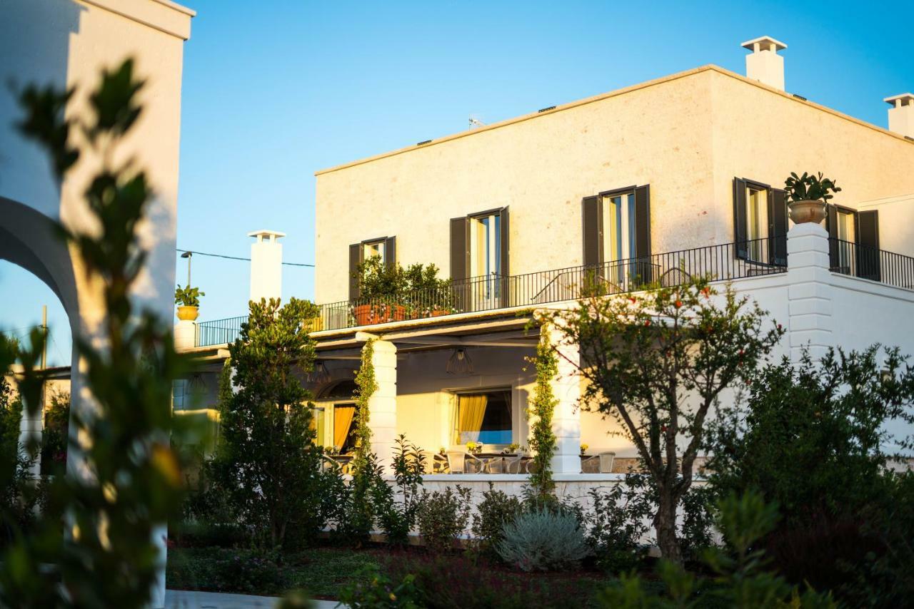 Borgo Cozzana Bed & Breakfast Monopoli Bagian luar foto