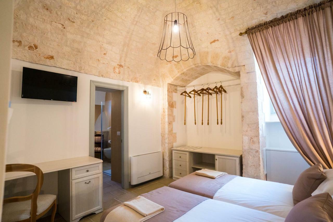 Borgo Cozzana Bed & Breakfast Monopoli Bagian luar foto