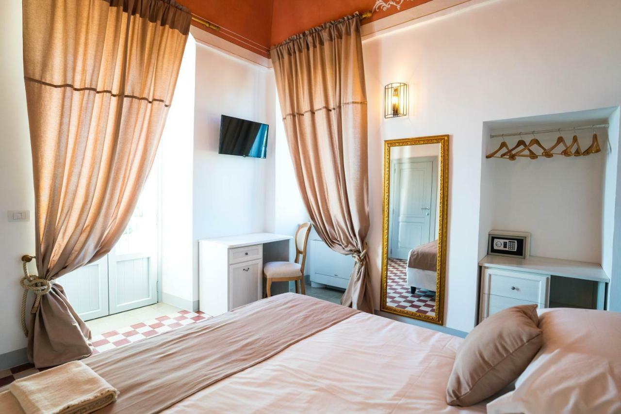 Borgo Cozzana Bed & Breakfast Monopoli Bagian luar foto