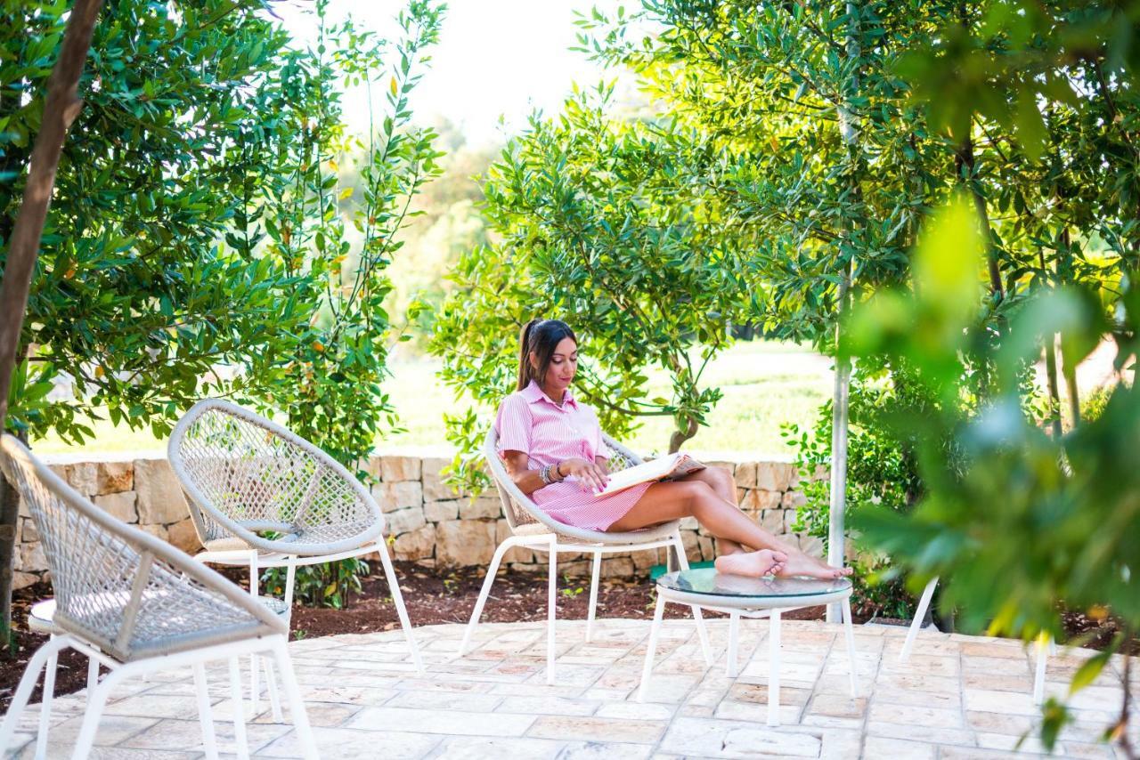 Borgo Cozzana Bed & Breakfast Monopoli Bagian luar foto