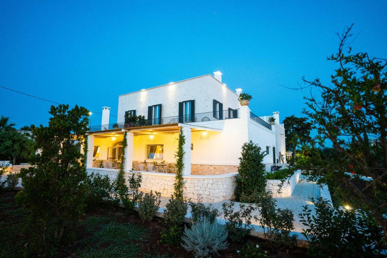 Borgo Cozzana Bed & Breakfast Monopoli Bagian luar foto